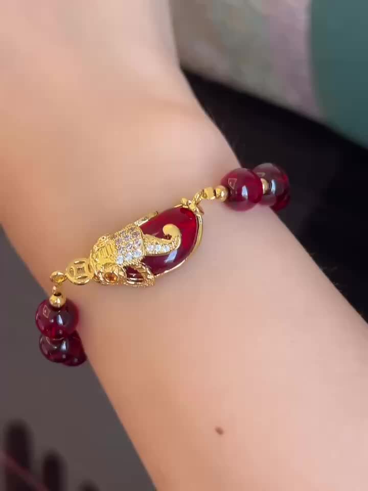 1 Pc Natural Red Jade Koi Fish Bracelet Luck Abundance Charm Gift