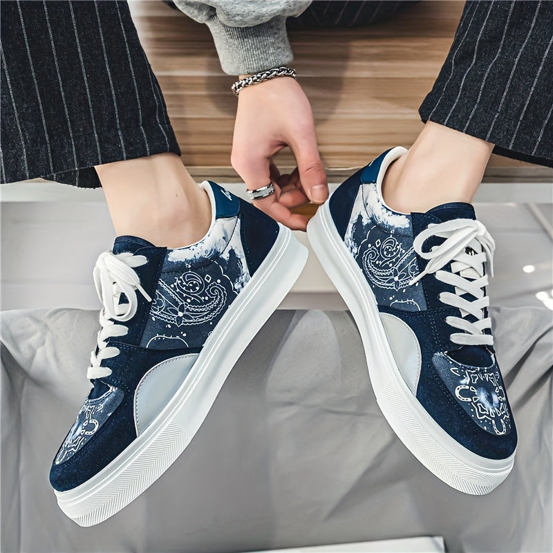 Men's Graffiti Print Lace-up Skate Shoes Lightweight Walking Sneakers