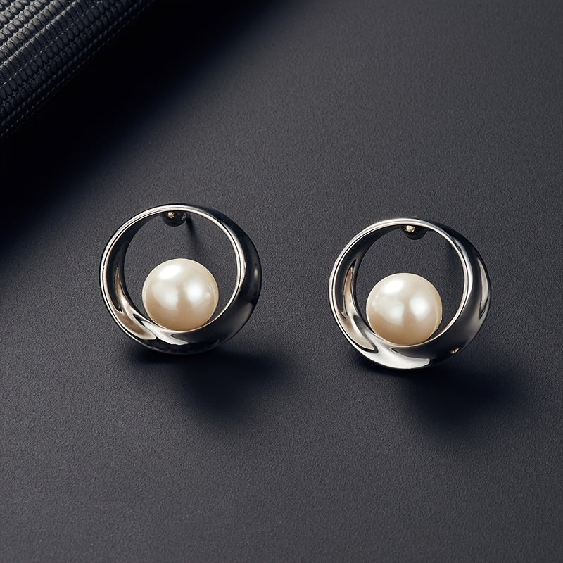 Faux Pearl Inlaid Round Jewelry Set Pendant Necklace & Stud Earrings