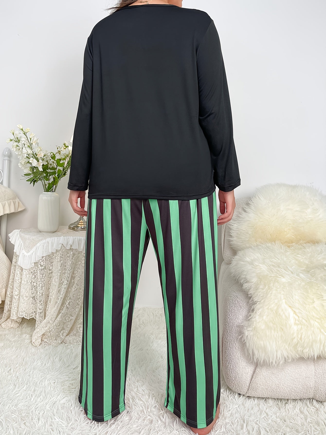 Women's Plus Cat Print Top & Striped Pants Pajama Set