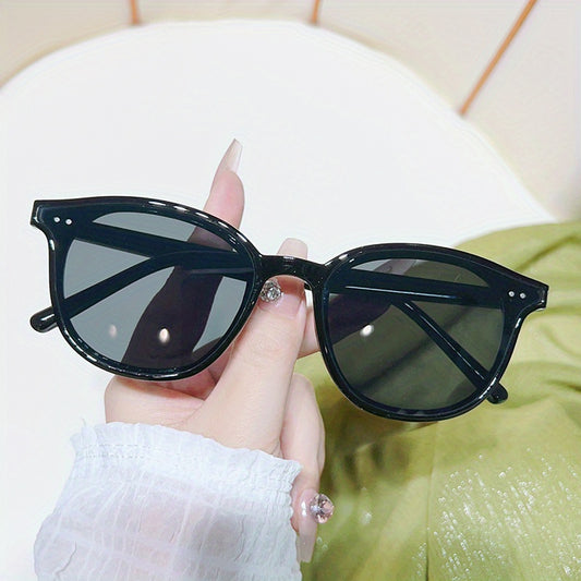 Round Sunglasses Classic Rivet Vintage Retro Shades UV400