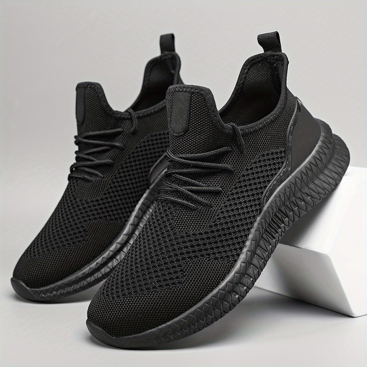 Men's Breathable Lightweight Running Shoes for Jogging Tennis Gym