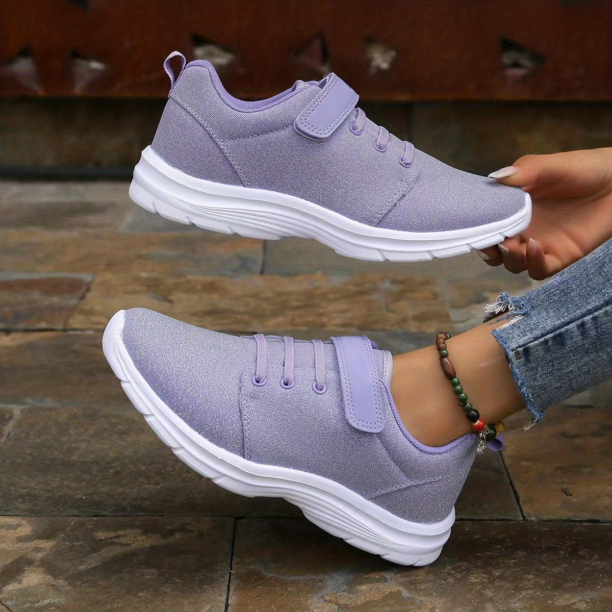 Women's Lightweight Sport Shoes Breathable Lace Up Running Shoes