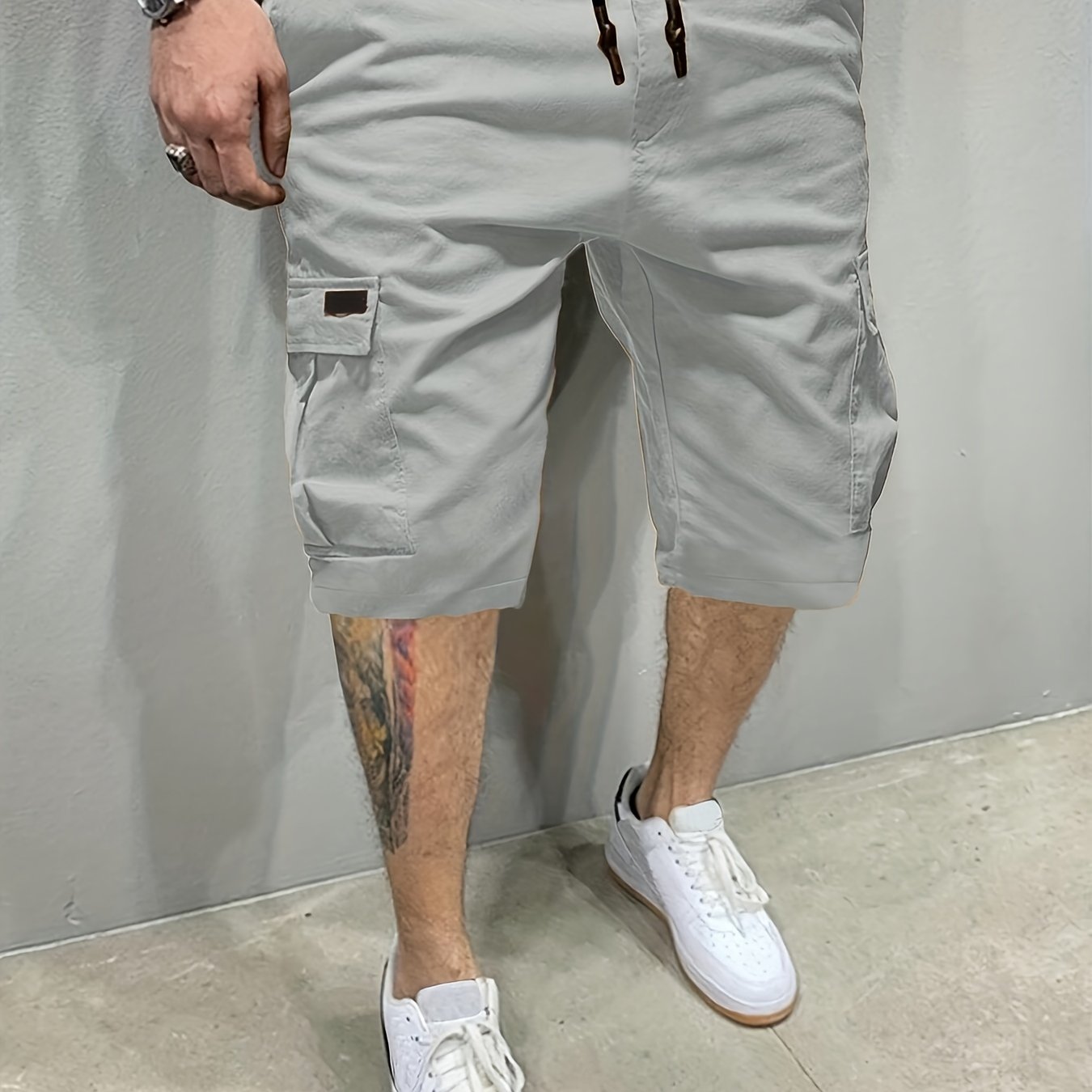 Men Drawstring Cargo Shorts with Flap Pockets