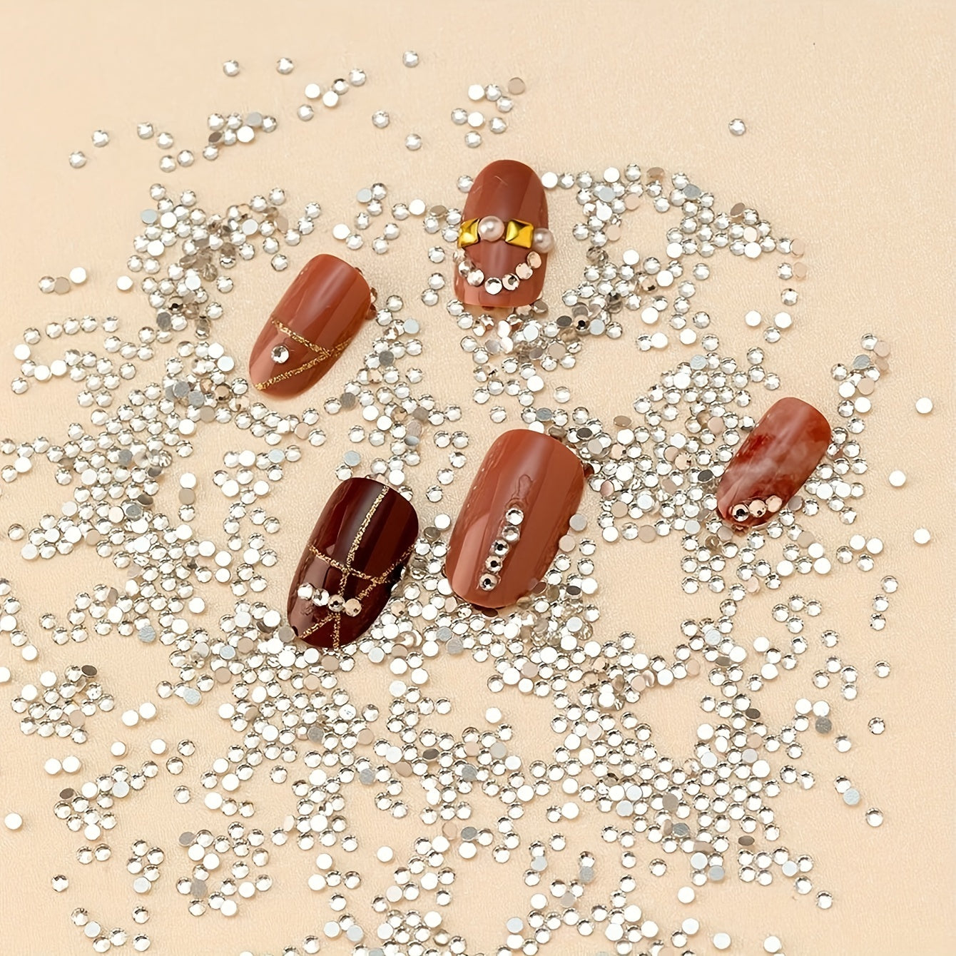 400 pcs Clear Diamond Rhinestones for Nail Art and Crafts