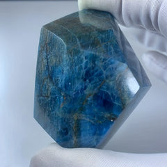 Apatite Natural Raw Ore Grinding Stone for Home and Office Decoration