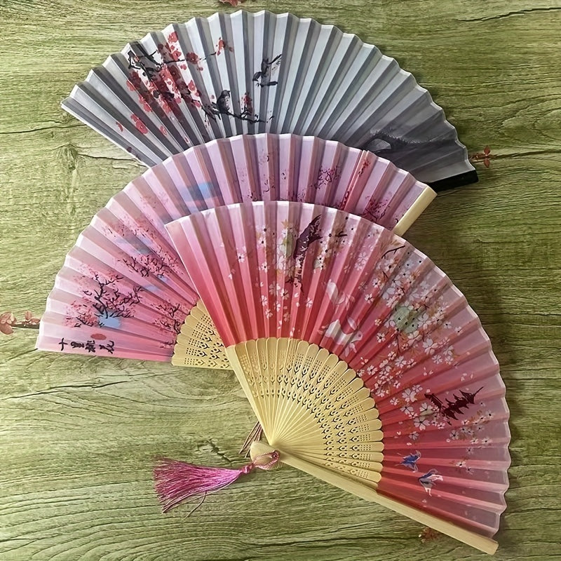 Classical Ancient Style Fan Dance Performance