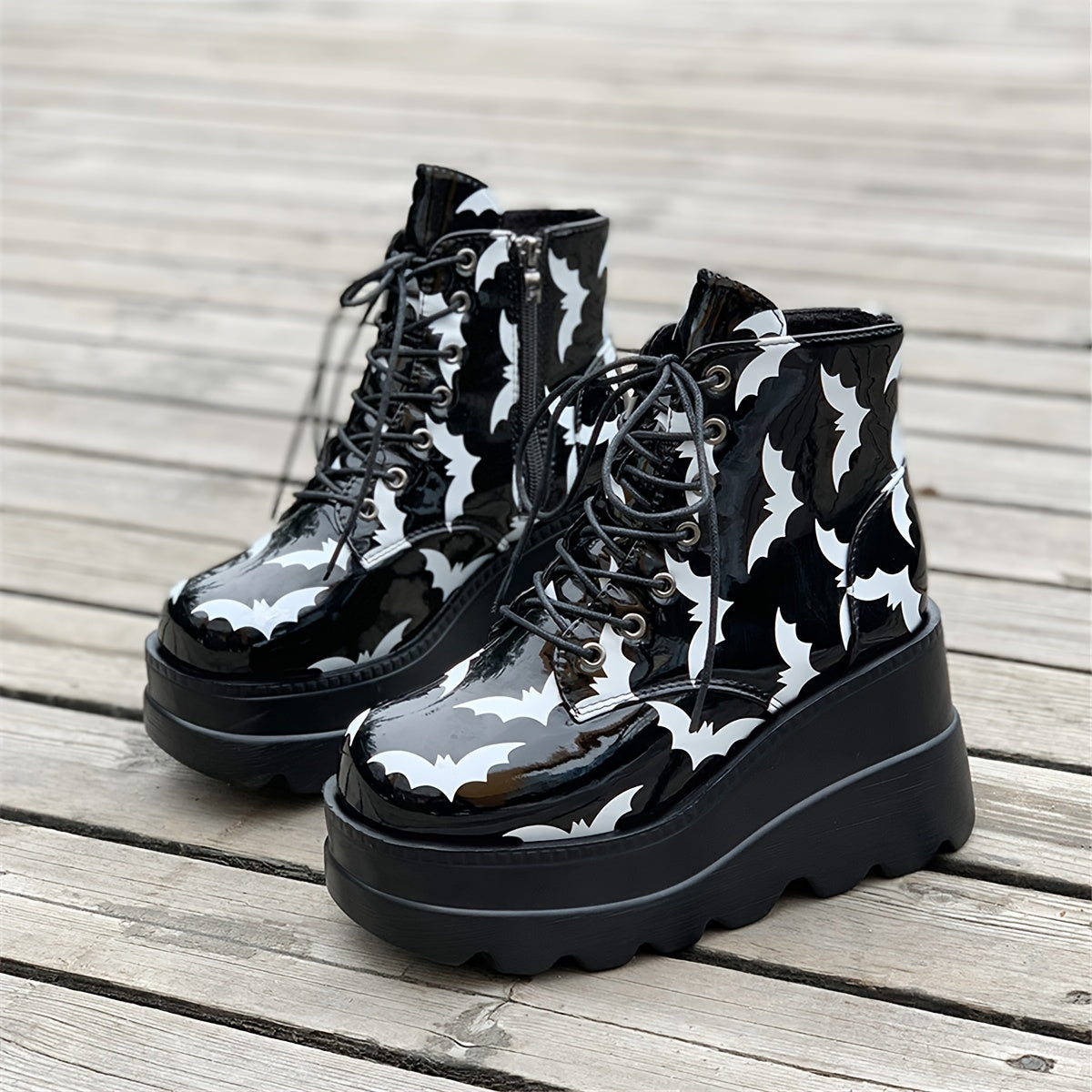 Women's Bat Pattern Platform Boots Punk Style Lace Up Ankle Boots
