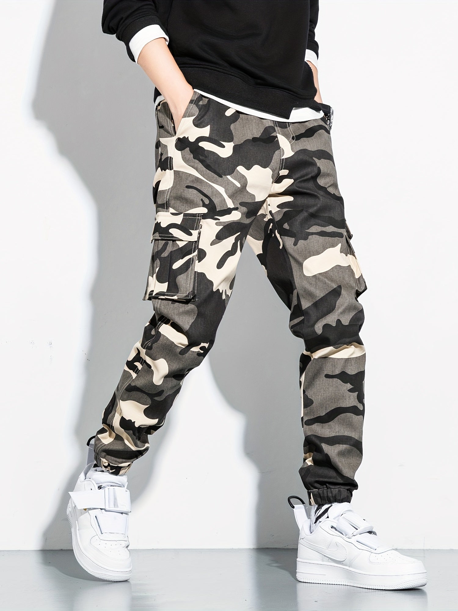 Camouflage Flap Pocket Cargo Pants Slim Fit Jogger Pants