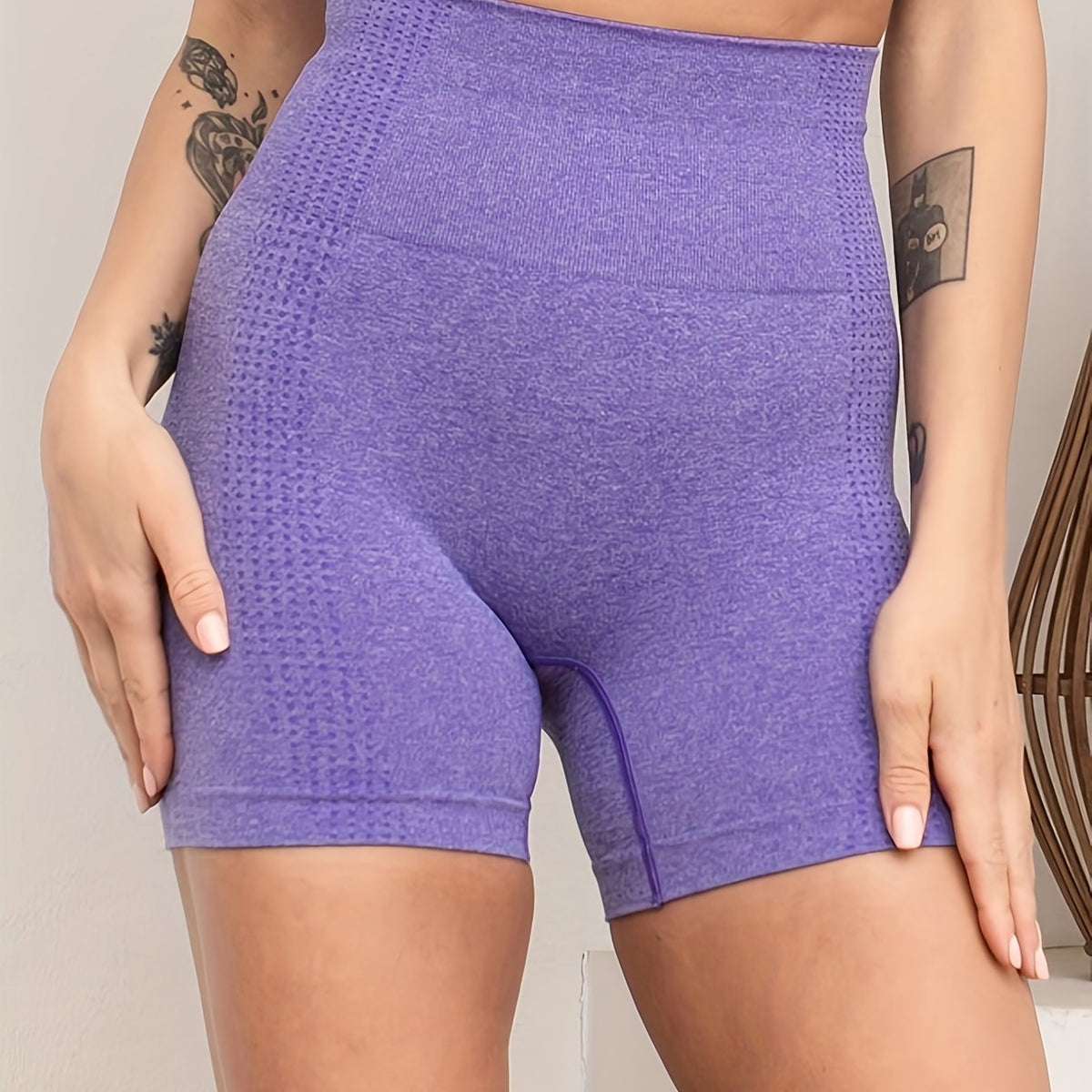 Women's Seamless Hip Lifting Yoga Sports Shorts Breathable Wide Waistband