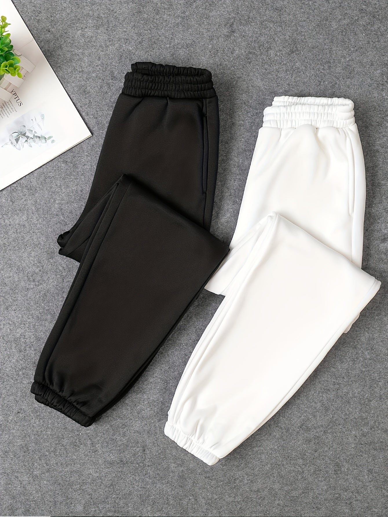 2 Pack Plus Size Sporty Pants Set Women's Plus Solid Fleece Lined Elastic Waist