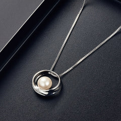 Faux Pearl Inlaid Round Jewelry Set Pendant Necklace & Stud Earrings
