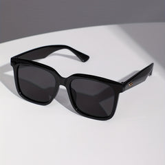 Men's Square Frame Sunglasses with Rice Nail