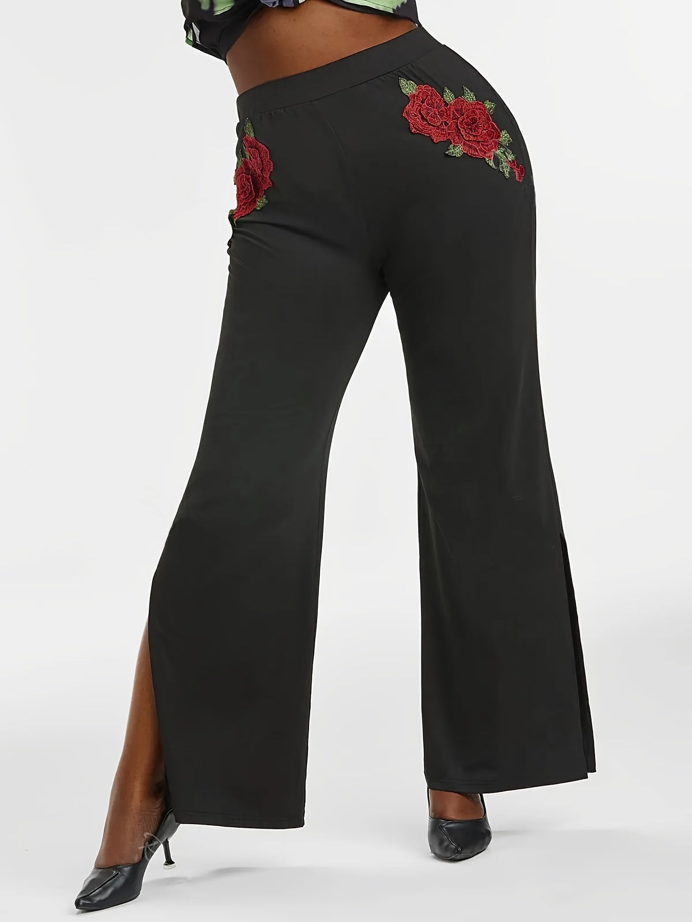 Plus Rose Applique High Waist Straight Leg Pants