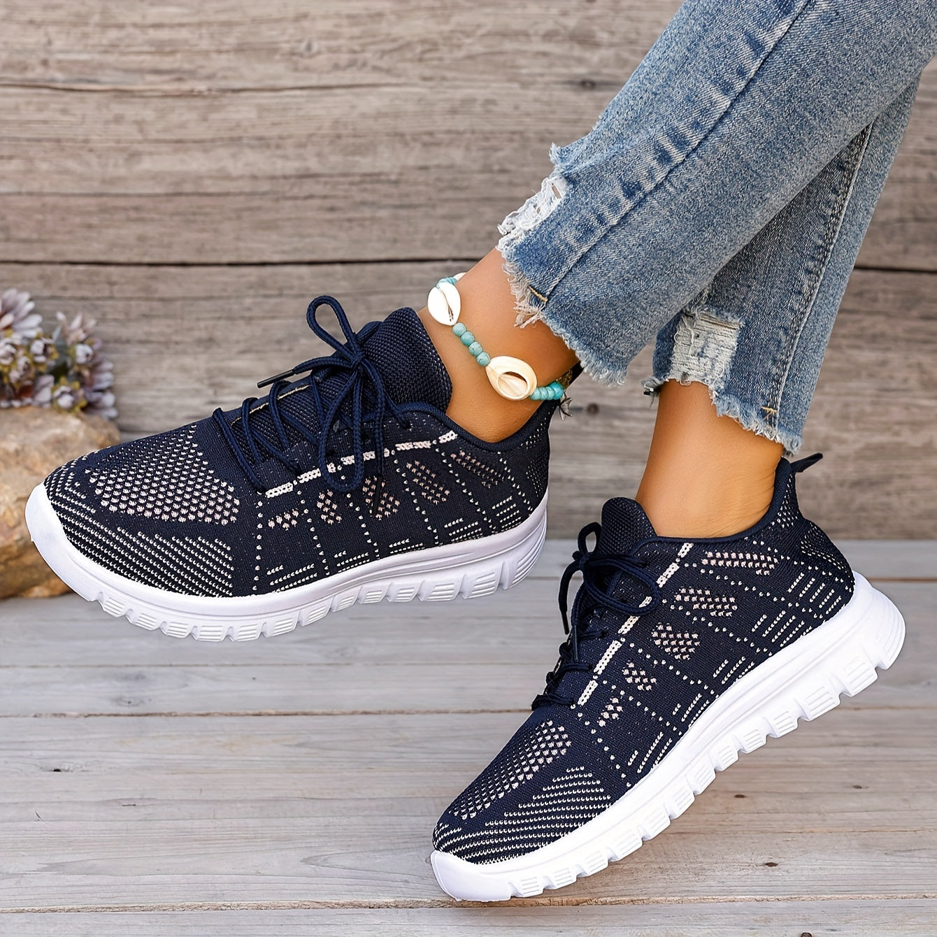 Women's Lightweight Breathable Running Shoes Comfortable Outdoor Sneakers