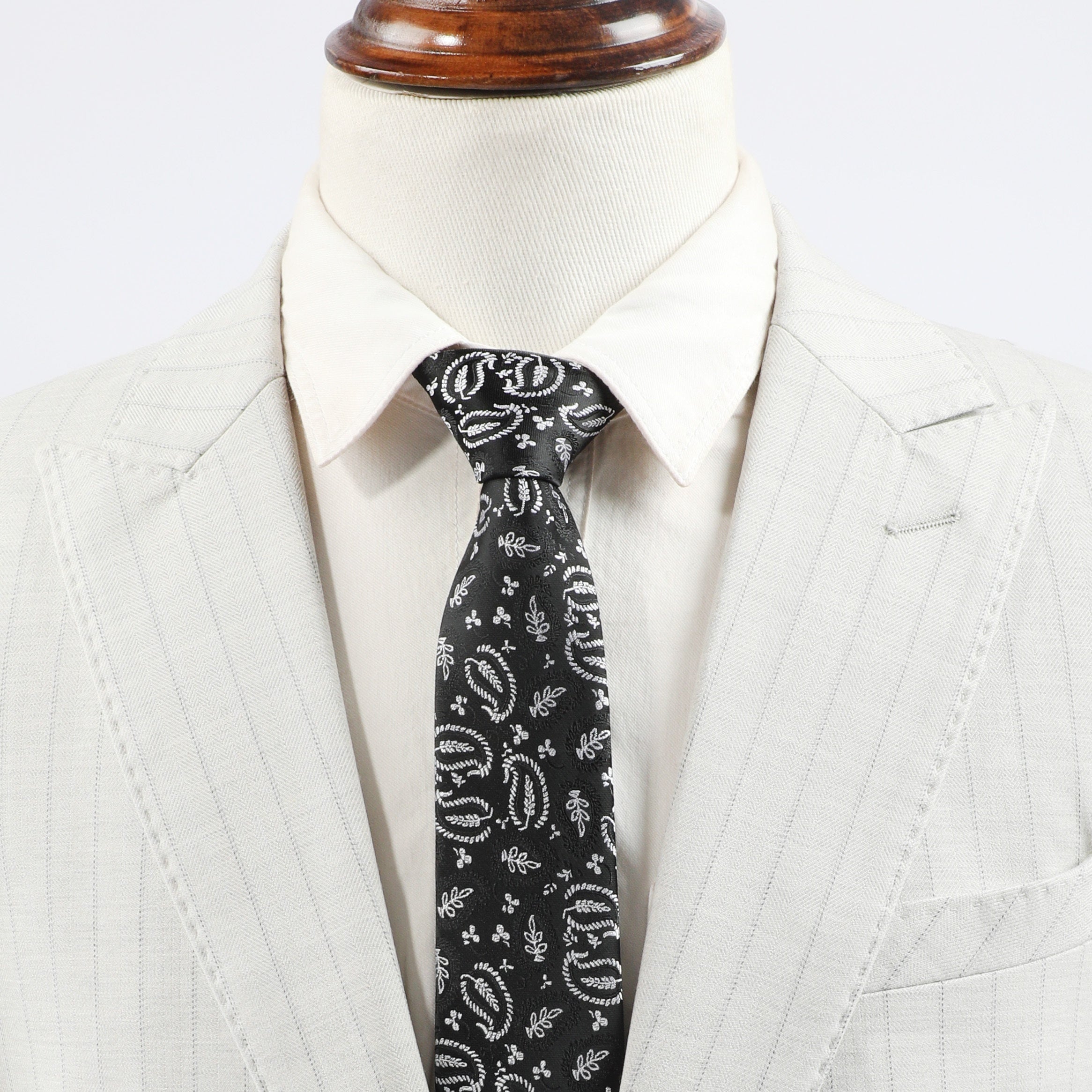 Stylish Small Flower Tie for Men
