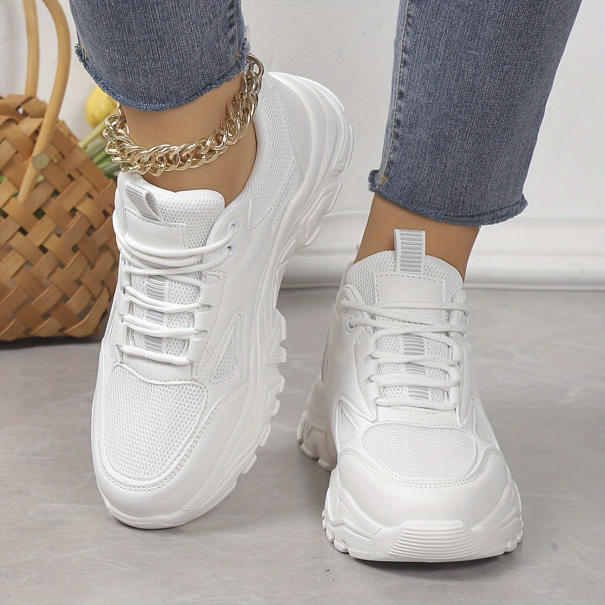 Women's Lace up Breathable Mesh Running Shoes for Walking Jogging Fitness