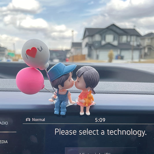 Cute Cartoon Couple Kiss Figurines - Perfect Car Decoration