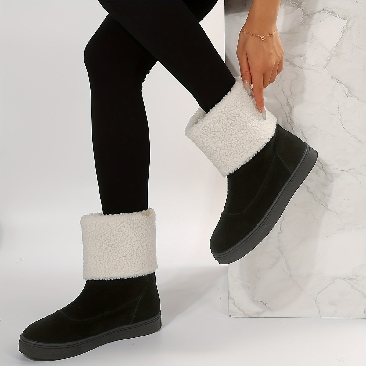 Women's Snow Boots Faux Fur Lined Slip On Outdoor Shoes