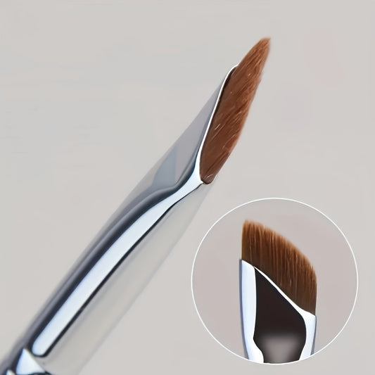 Precision Eyeliner Brush for Detailed Application