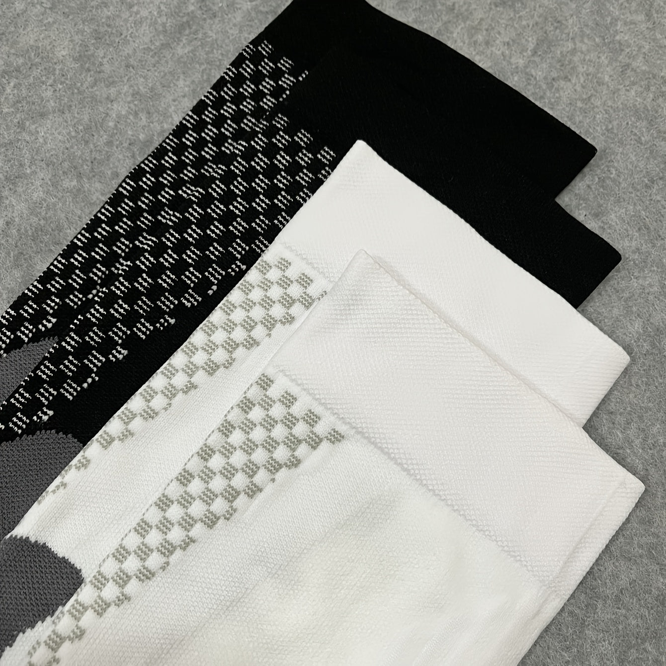 Outdoor Compression Knee High Running Socks 2 Pack