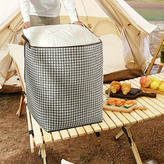 Durable Quilt Storage Bag for Home and Outdoor Use