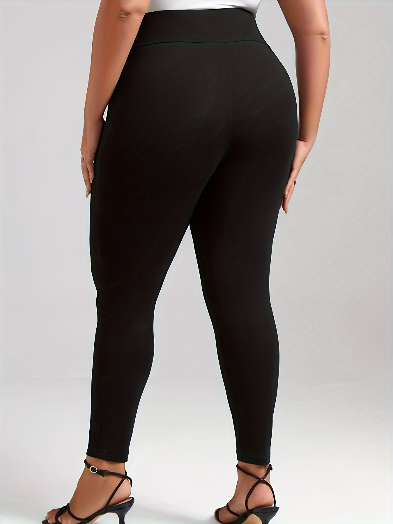  Solid Button High Rise Skinny Trousers