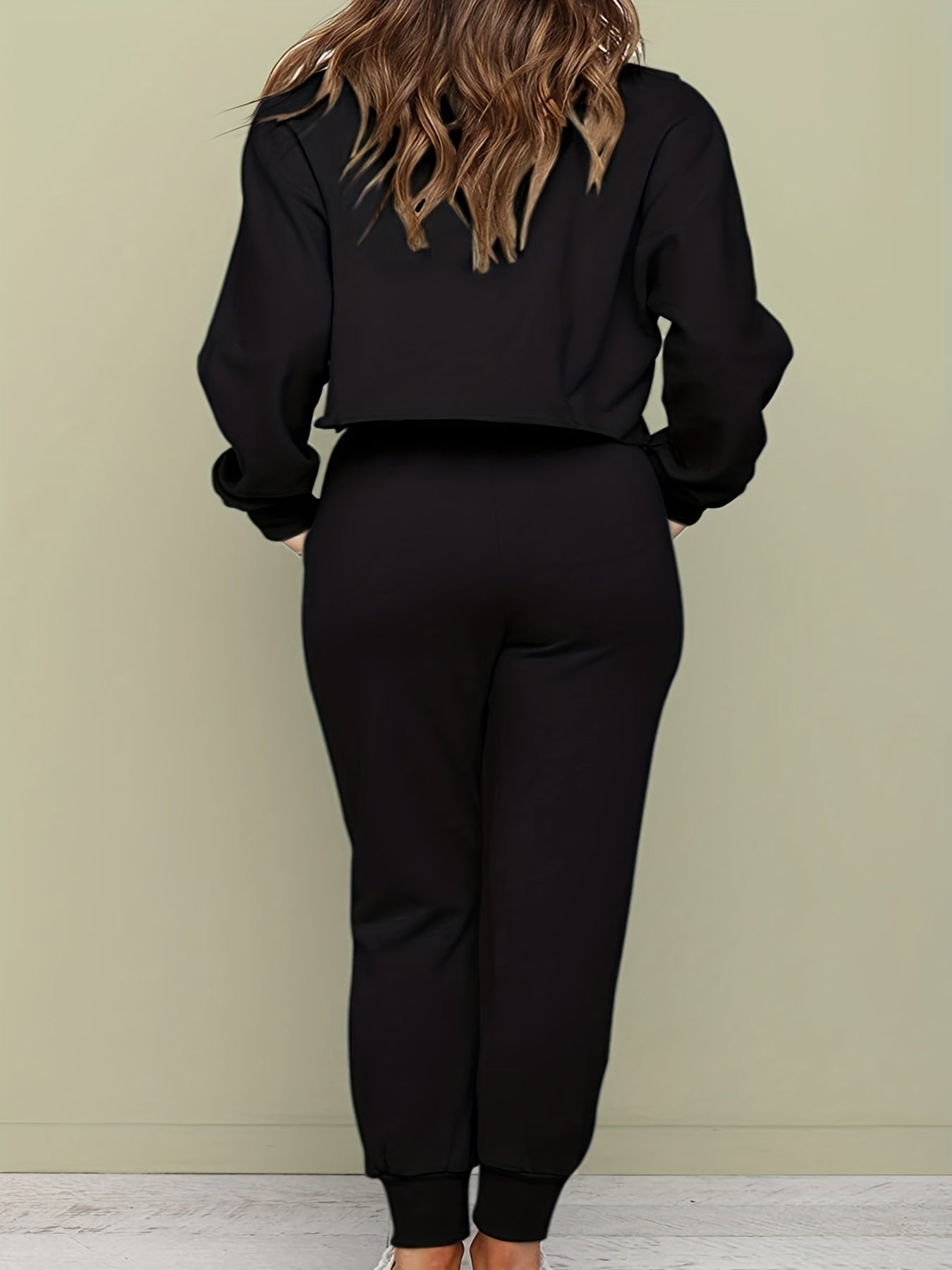 Plus Size Solid Long Sleeve Crop Top & Pants Set