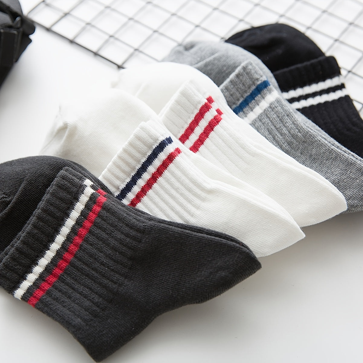 Striped Trim Socks Casual Sports Socks Women's Stockings