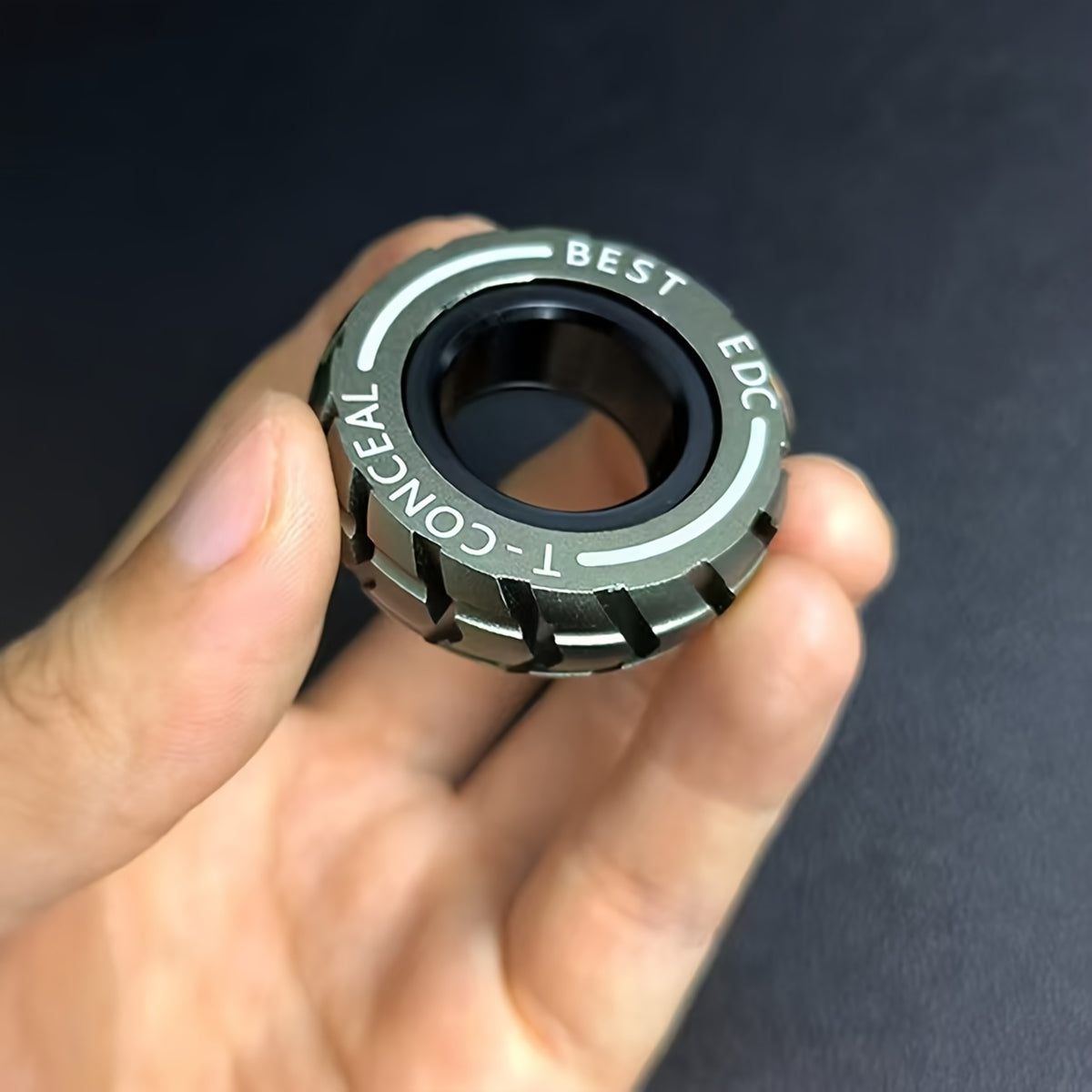 Metal Fidget Spinner Ring with Rotating Balls