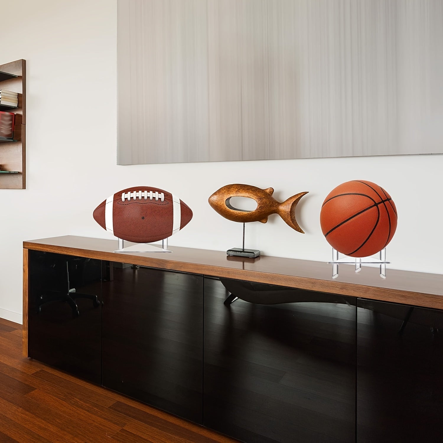 Clear Acrylic Ball Display Stand Sports Ball Storage Rack For Various Balls
