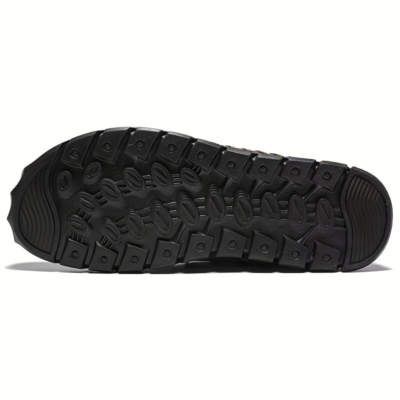Men's Closed Toe Anti Collision Sandals Stitched Non Slip Beach Shoes