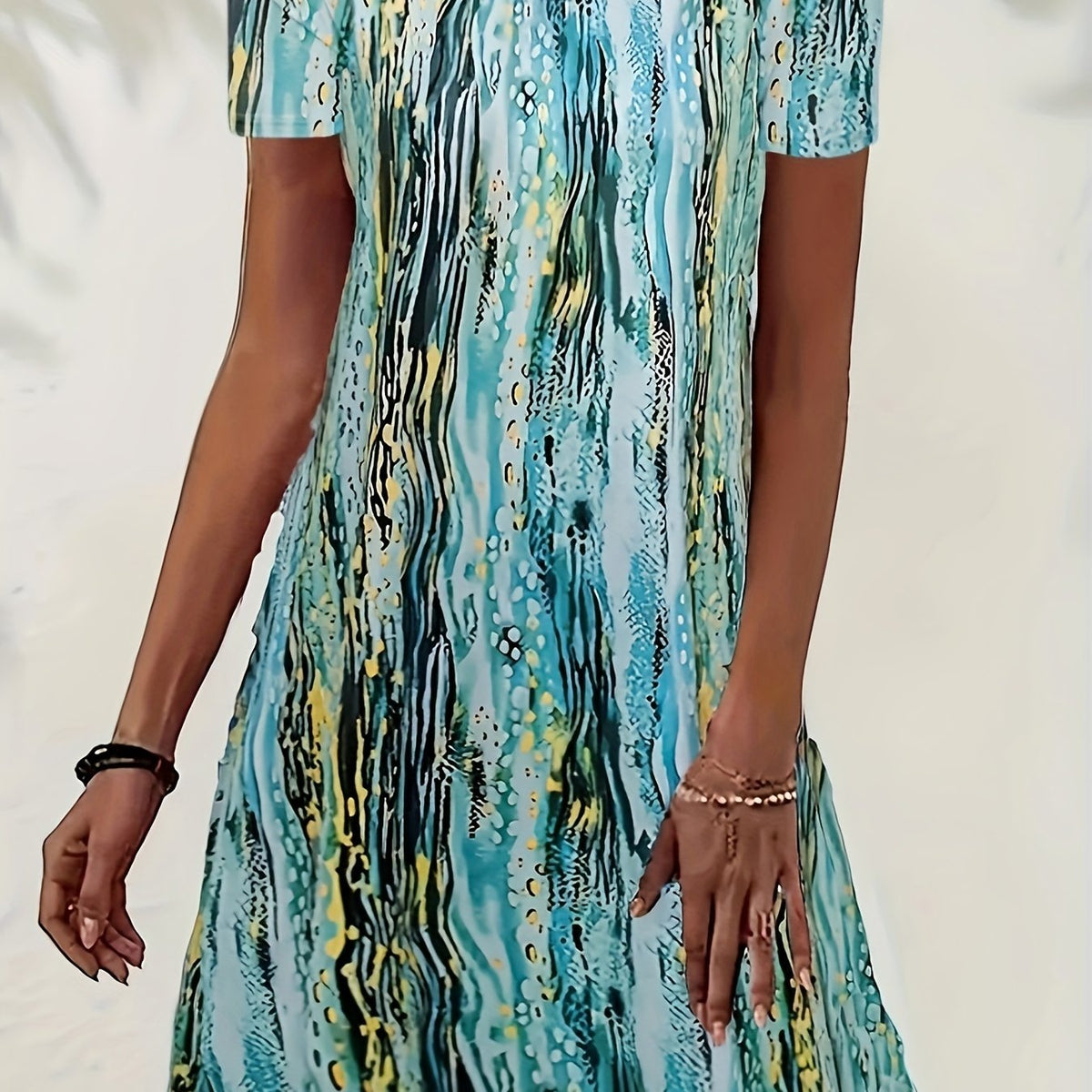  Striped Short Sleeve Round Neck Dress