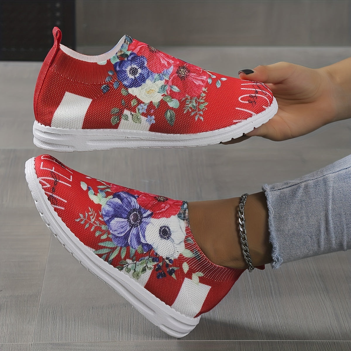 Women's Floral Slip On Low Round Toe Shoes Lightweight Outdoor Shoes