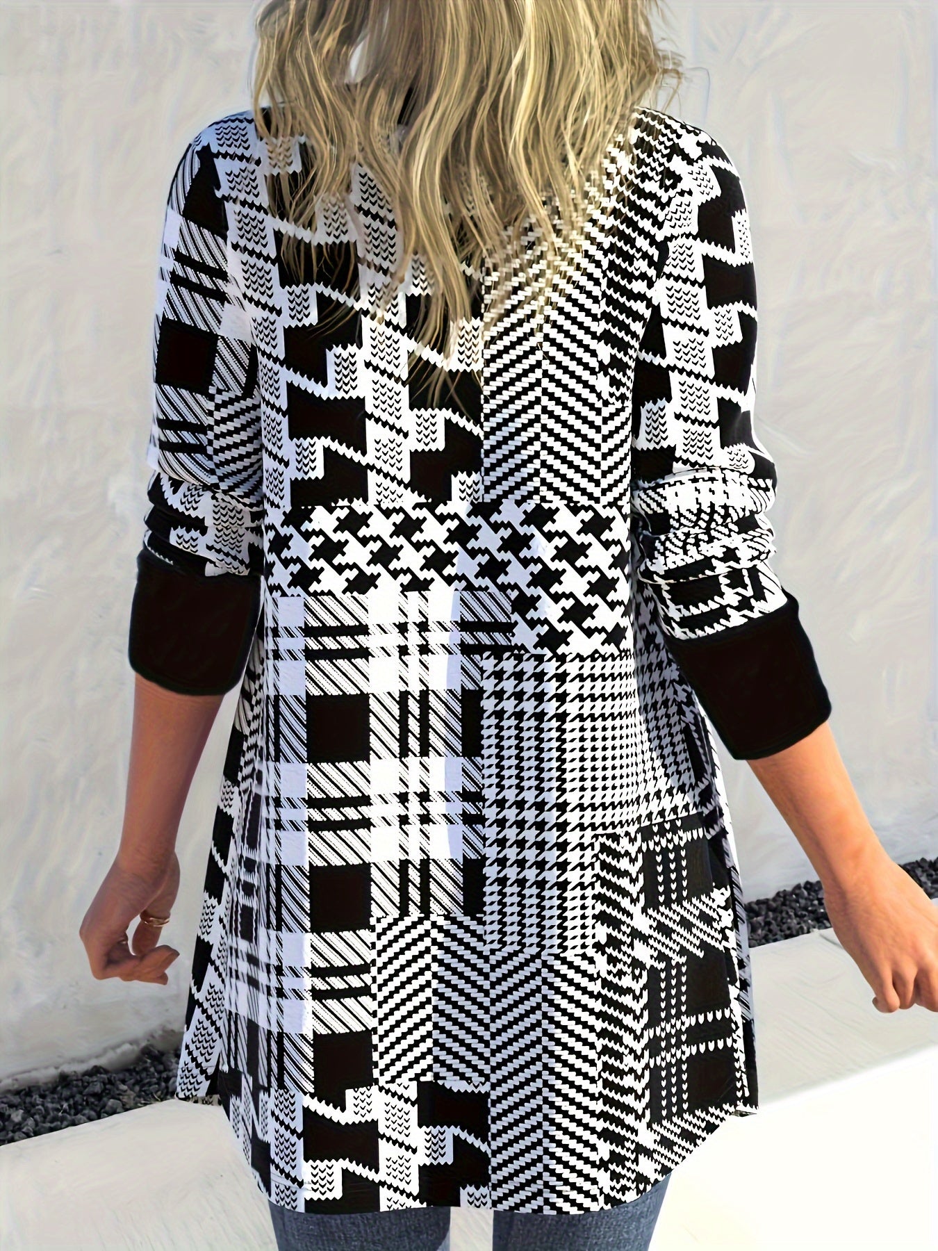 Geometric Print Cardigan Long Sleeve Button Up