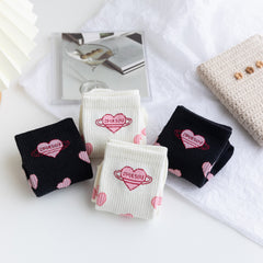 4 Pairs Women's Sweetheart Pattern Mid Tube Socks