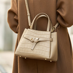 Crocodile Pattern Cowhide Women's Handbag for Commuting