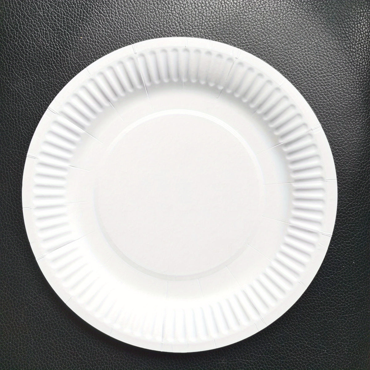 50pcs Disposable Plate Round Paper Plate for Wedding Anniversary Birthday Party