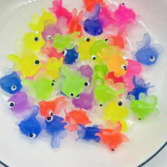 30pcs Colorful Godfish Toys for Water Play Party Favors Game Prizes