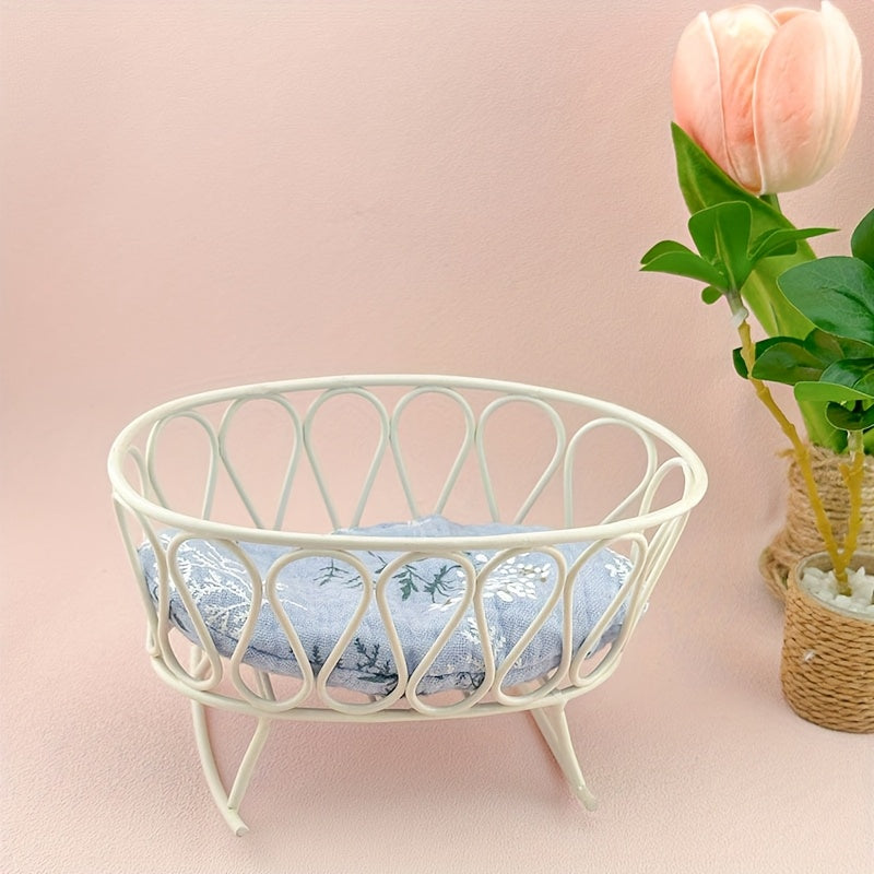 1:8 Scale Mini Cast Iron Cradle with Flower Mat for OB11 BJD