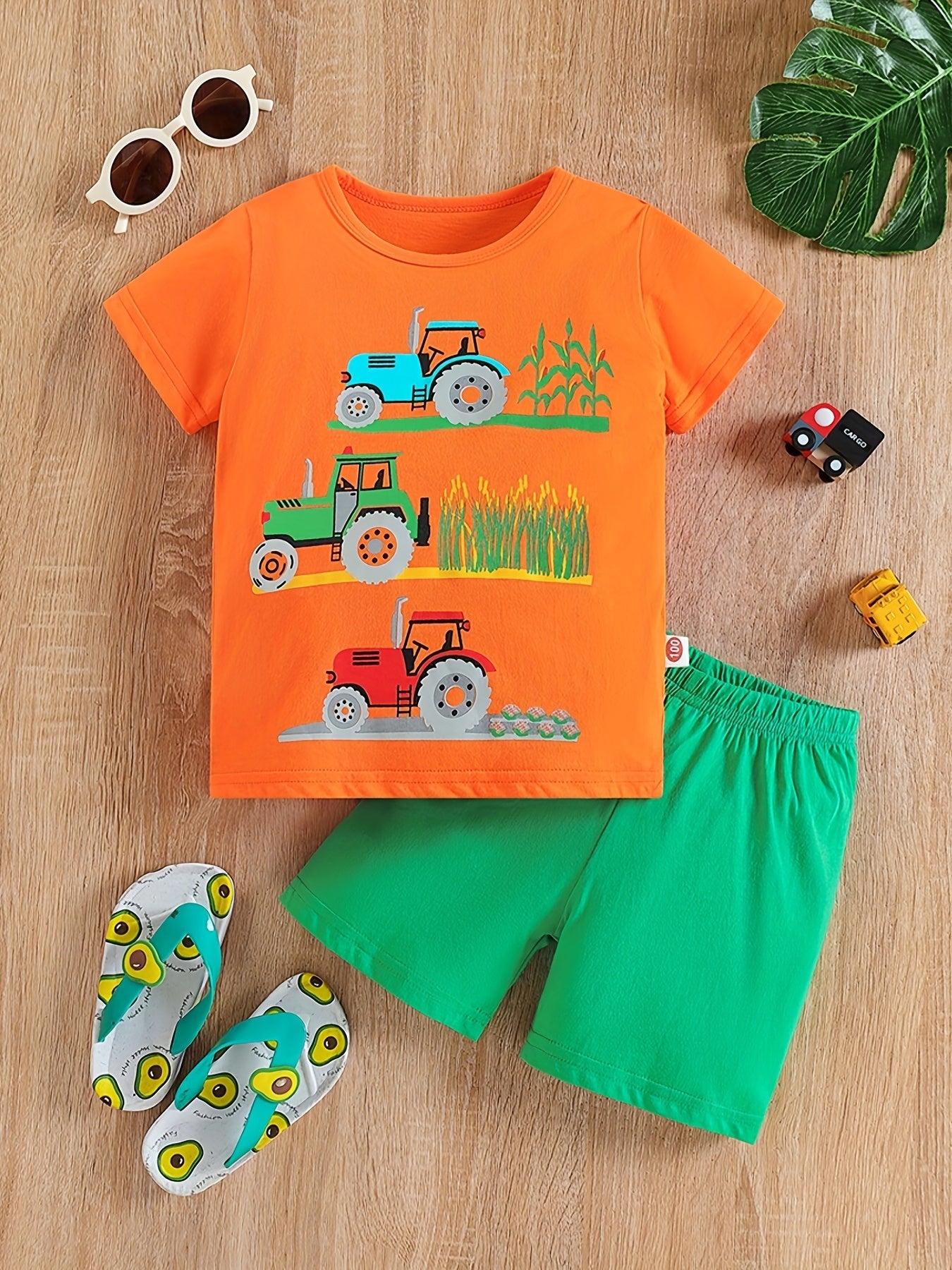 Boys Tractors Print T-shirt & Shorts Summer Outfit