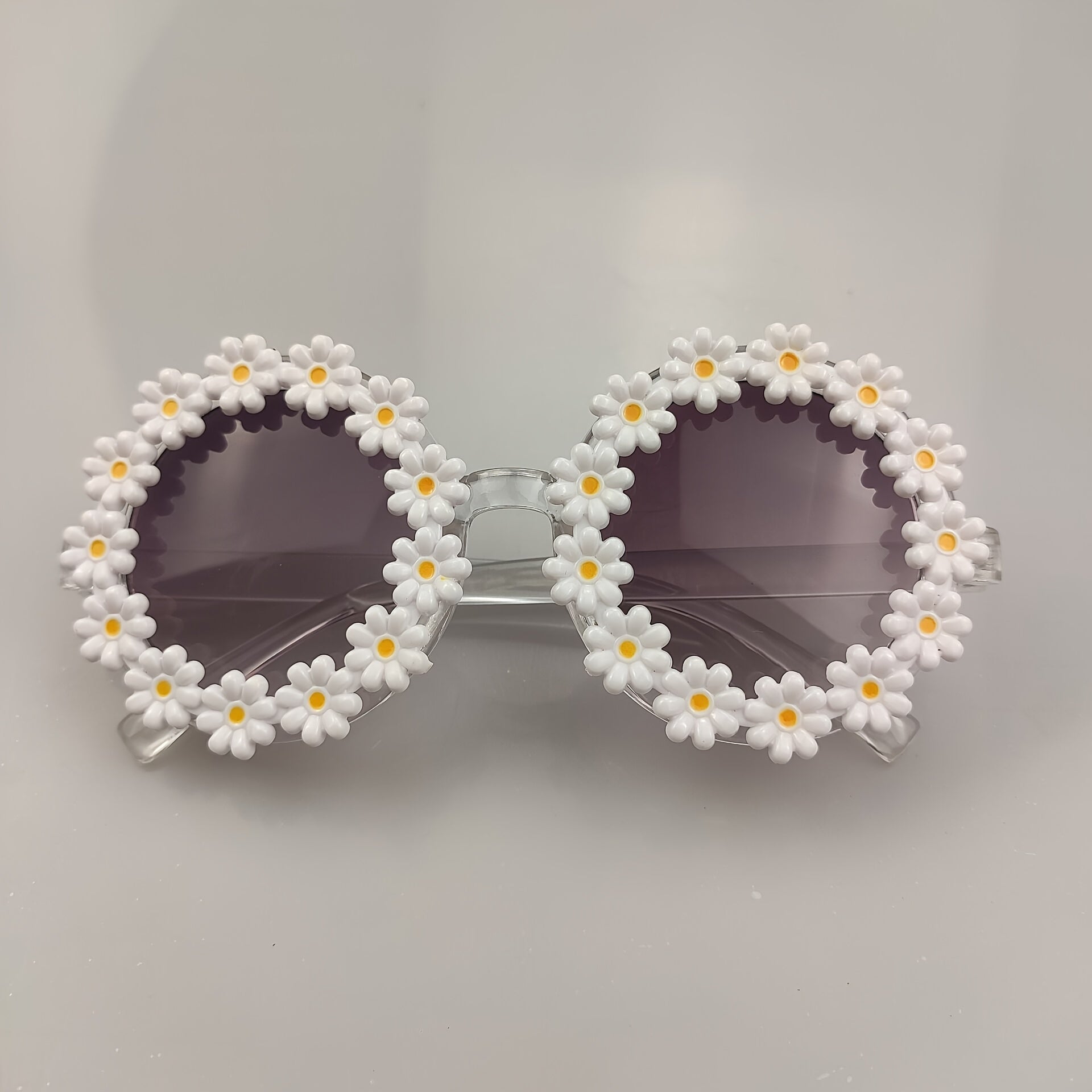 Girls Daisy Sunglasses Round Frame UV Protection Travel Outdoor Kids Accessory