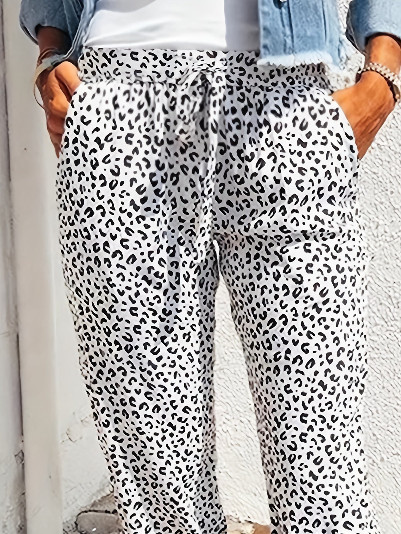 Women's Plus Leopard Print Drawstring Tapered Leg Pants With Pockets