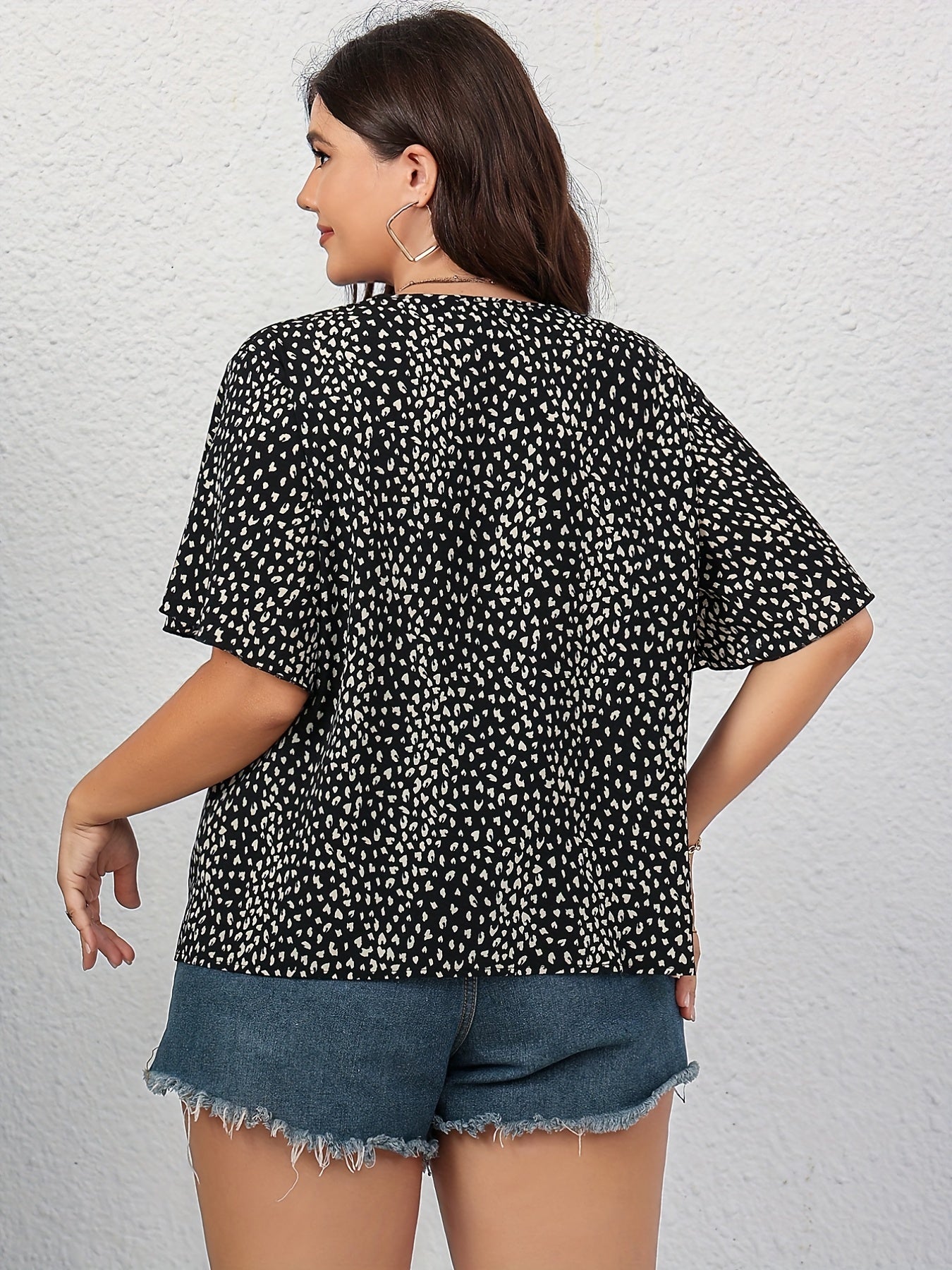  Women's Dalmatian Print V Neck T shirt