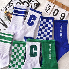 Men's Checkered Crew Socks Casual Unisex Outdoor Wear All Seasons