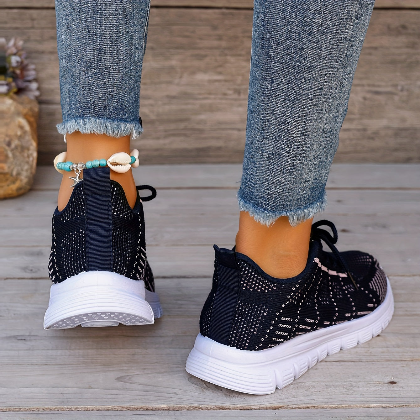 Women's Lightweight Breathable Running Shoes Comfortable Outdoor Sneakers