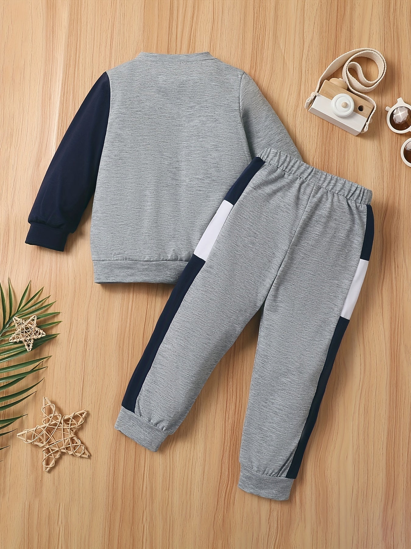 Boys Pullover Sweatshirt & Jogger Pants Set