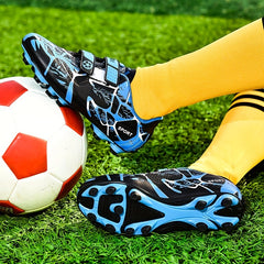 Boys Anti Skid Soccer Cleats Hook Loop Fastener Breathable Colorful