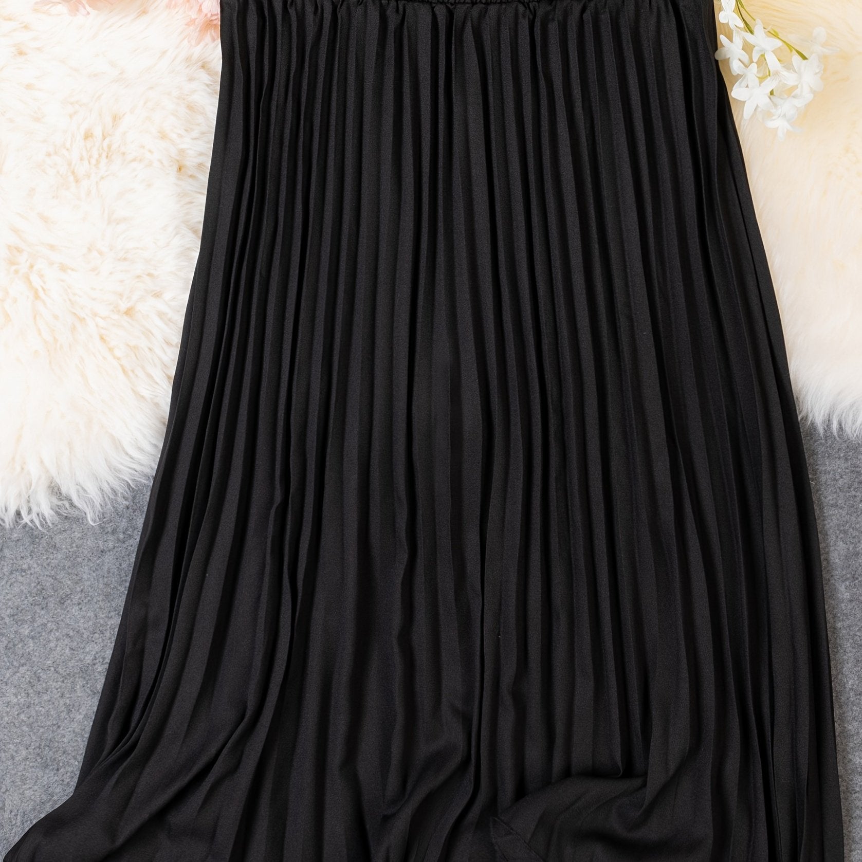  Solid Elastic High Rise Pleated Maxi Skirt