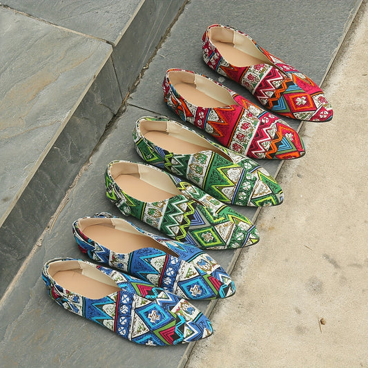 Women's Geometric Pattern Flat Canvas Slip On Walking Shoes